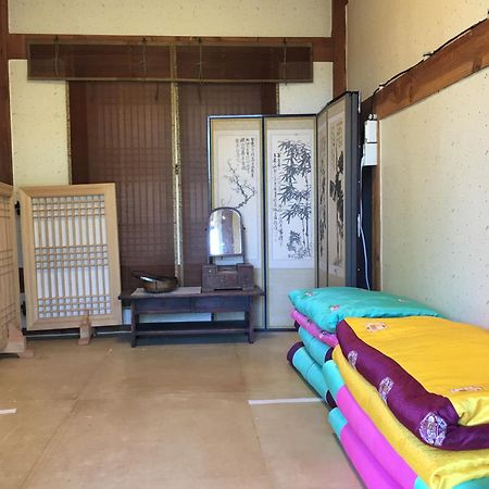 Отель Korean Traditional House - Chungnokdang Boseong Номер фото