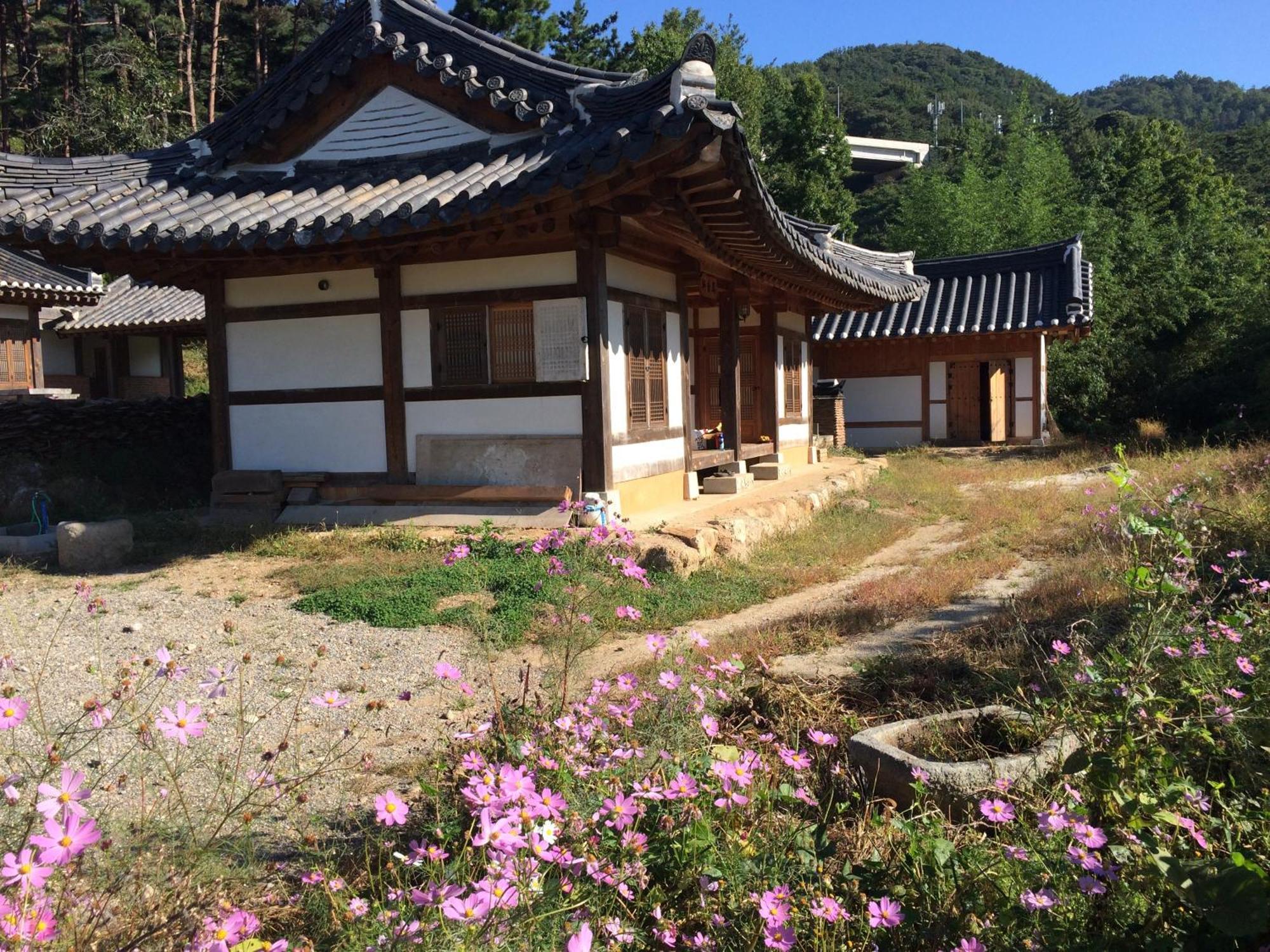 Отель Korean Traditional House - Chungnokdang Boseong Номер фото