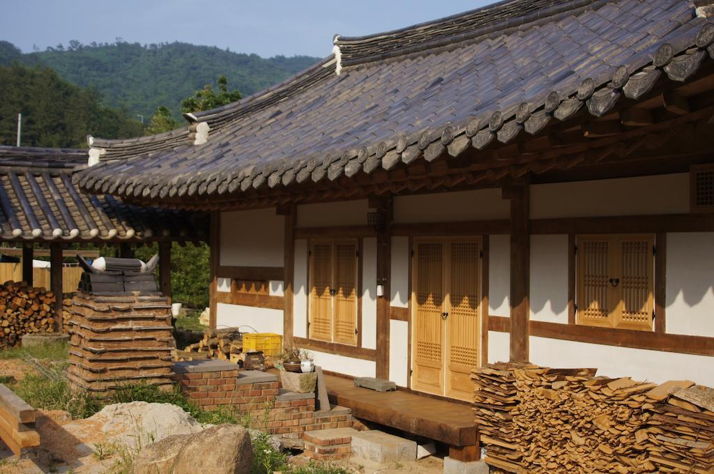 Отель Korean Traditional House - Chungnokdang Boseong Номер фото