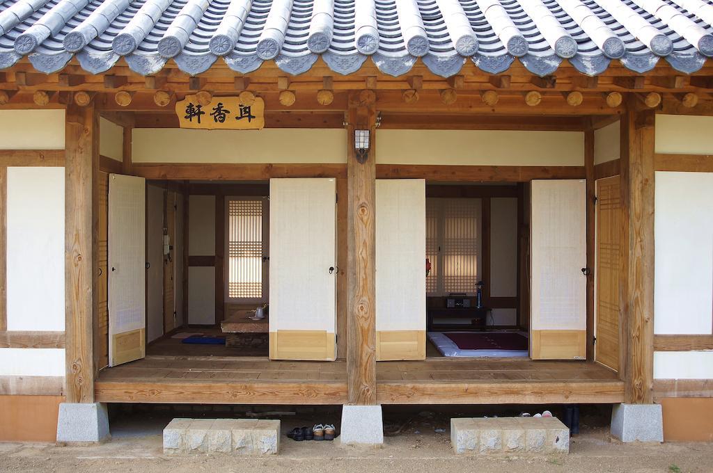 Отель Korean Traditional House - Chungnokdang Boseong Номер фото
