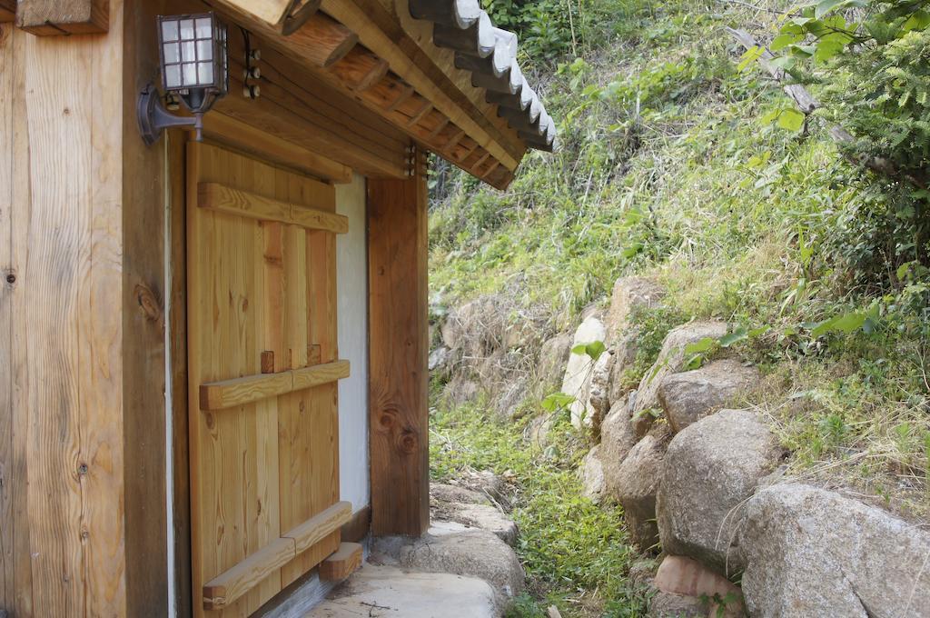 Отель Korean Traditional House - Chungnokdang Boseong Номер фото