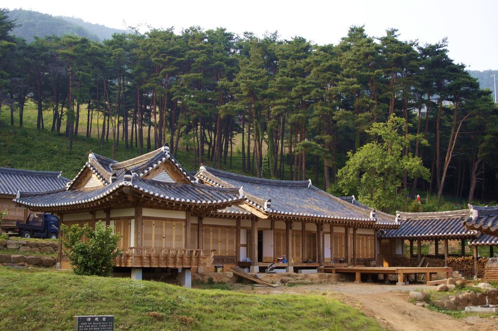 Отель Korean Traditional House - Chungnokdang Boseong Экстерьер фото