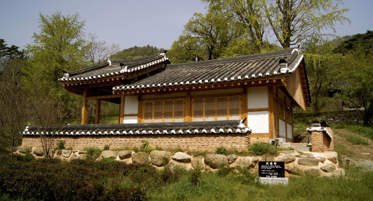 Отель Korean Traditional House - Chungnokdang Boseong Экстерьер фото