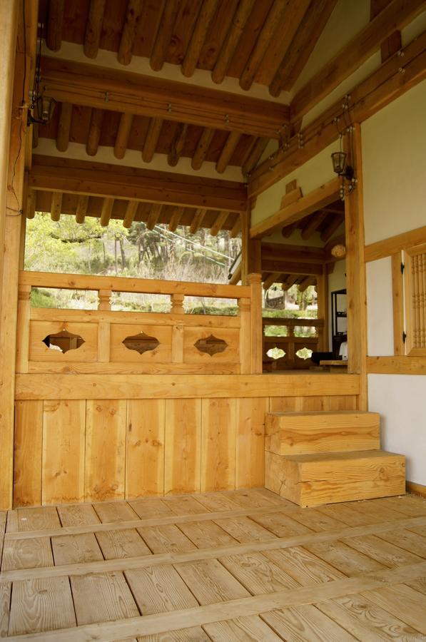 Отель Korean Traditional House - Chungnokdang Boseong Экстерьер фото